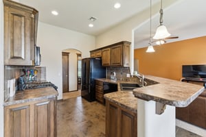 1409 Jordan Dr_016.jpg