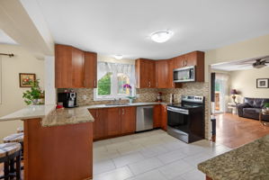  Photo 16