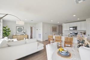 Mableton Dr-S1501-008.jpg