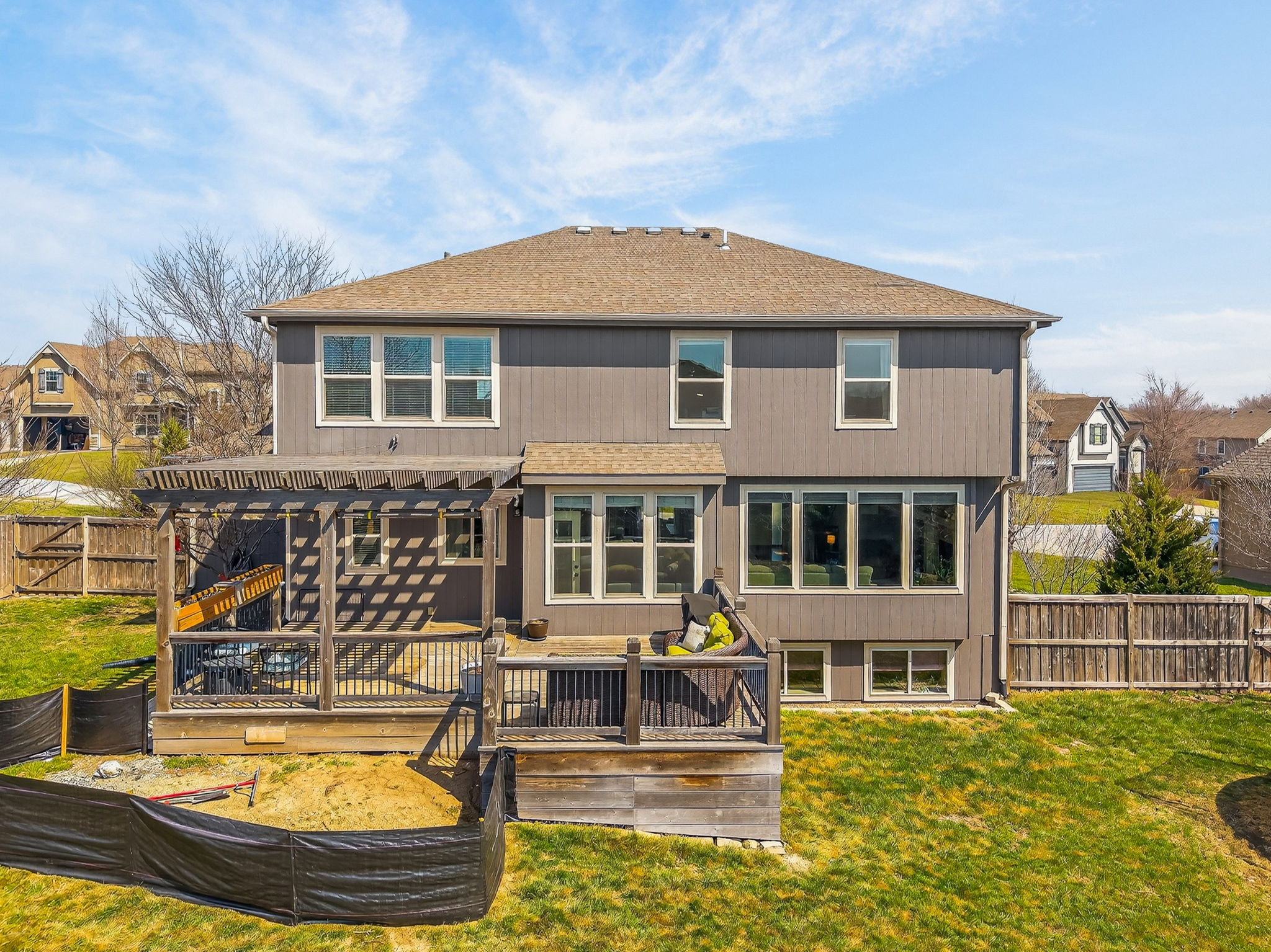 1409 SW Whistle Dr-003