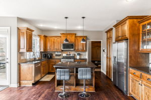 1409 SW Whistle Dr-024