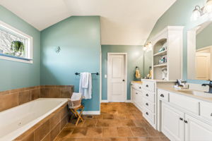 1409 SW Whistle Dr-032