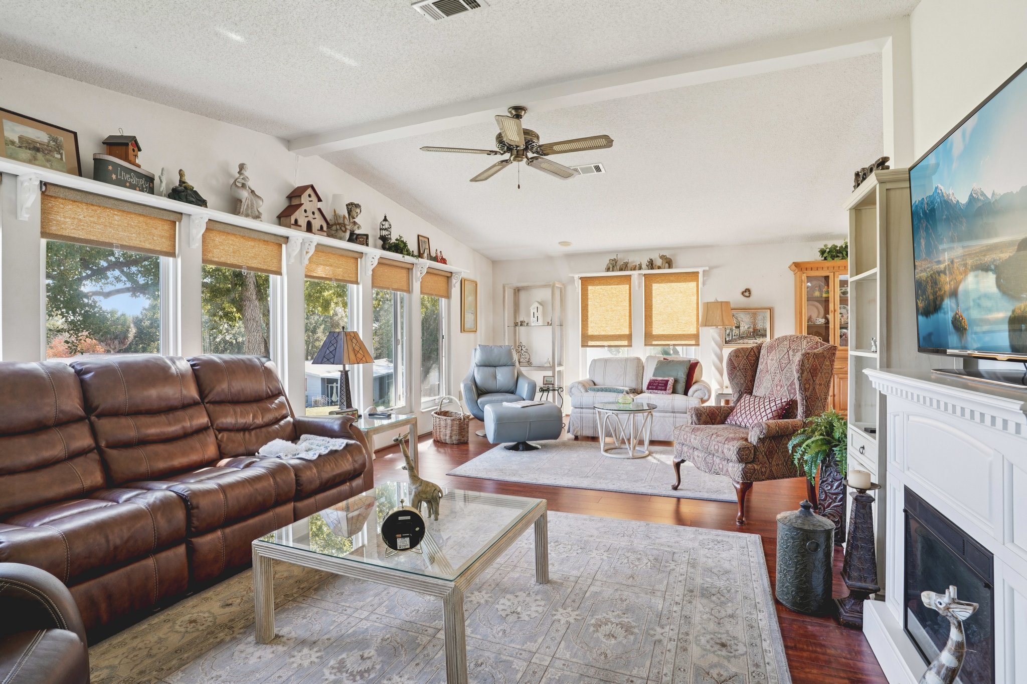 Torrey Pines Dr-S0701-009.jpg