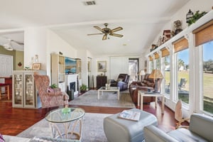 Torrey Pines Dr-S0701-007.jpg