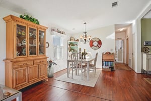 Torrey Pines Dr-S0701-011.jpg