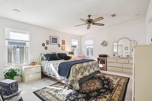 Torrey Pines Dr-S0701-018.jpg