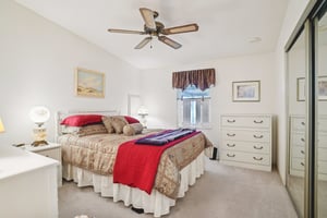 Torrey Pines Dr-S0701-024.jpg