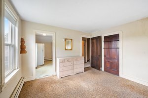 141 Bellman Ave, Warwick, RI 02889, USA Photo 35