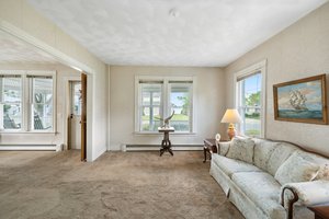 141 Bellman Ave, Warwick, RI 02889, USA Photo 13