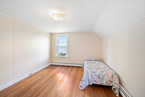 141 Bellman Ave, Warwick, RI 02889, USA Photo 30