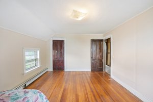 141 Bellman Ave, Warwick, RI 02889, USA Photo 29