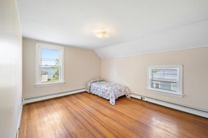 141 Bellman Ave, Warwick, RI 02889, USA Photo 28