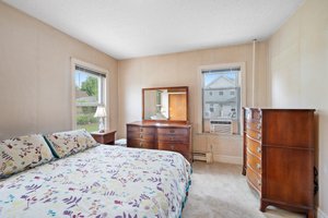 141 Bellman Ave, Warwick, RI 02889, USA Photo 23