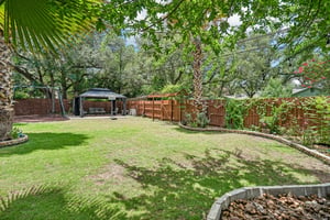 Claywell Dr-S2406-054.jpg