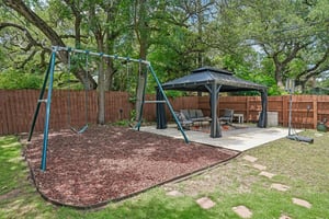 Claywell Dr-S2406-056.jpg