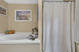  Photo 51