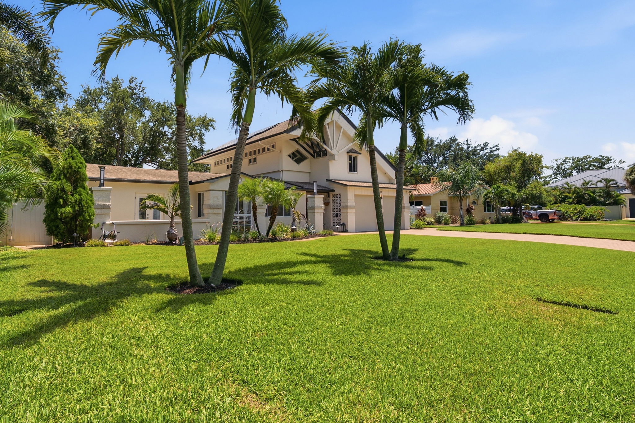 Front Exteriors (6)