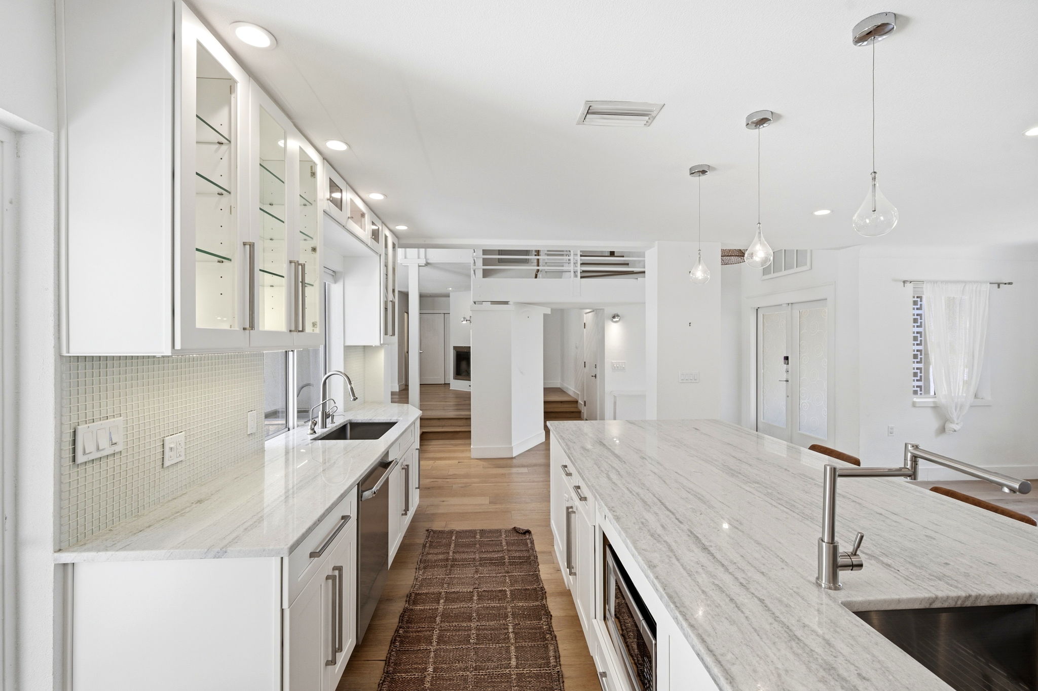 Interiors (14)