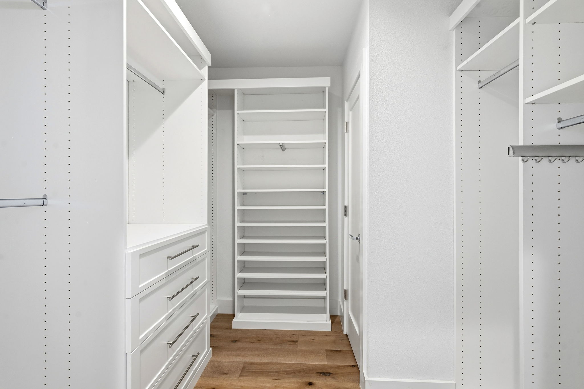 Interiors (22)