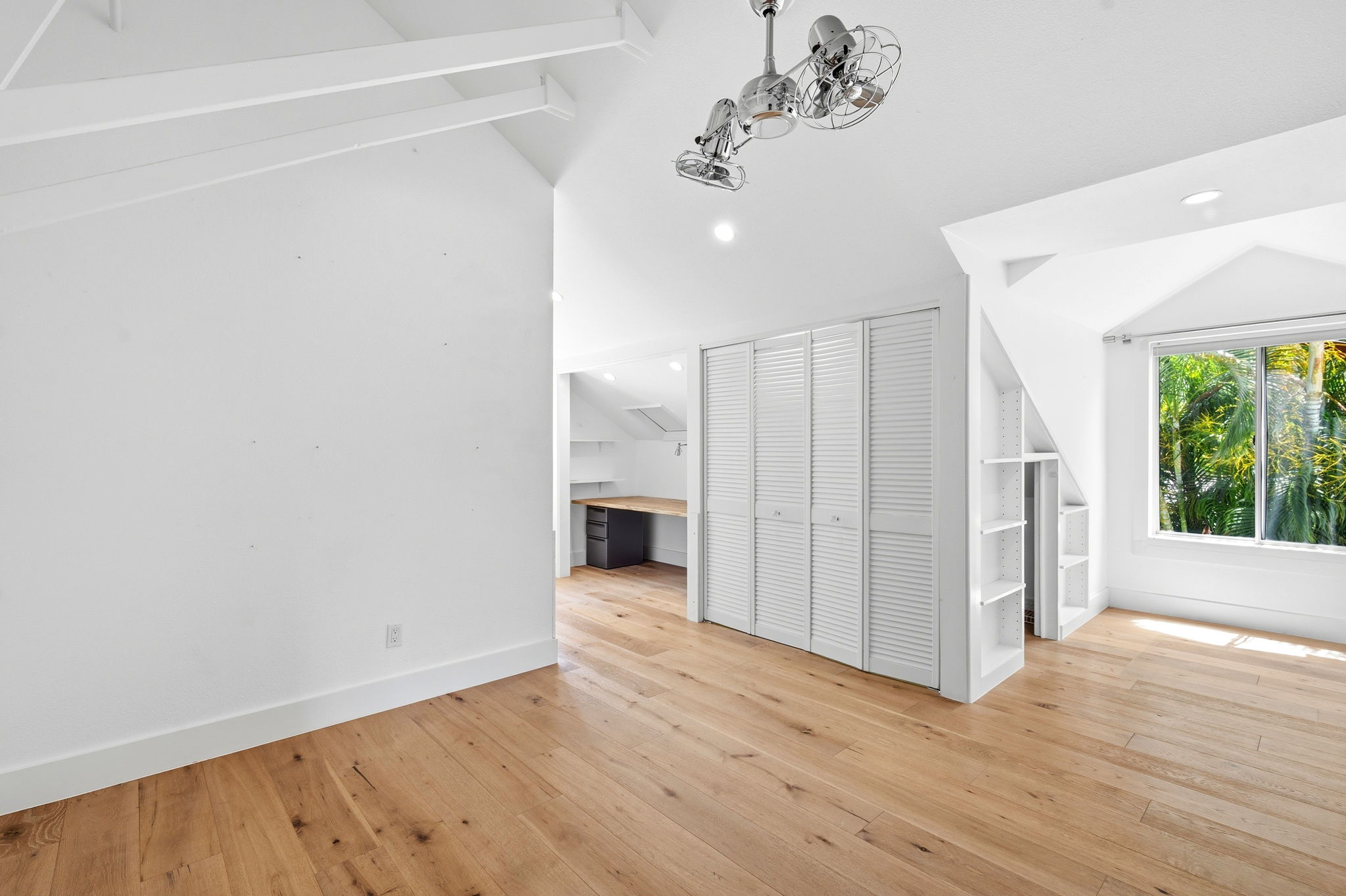 Interiors (48)