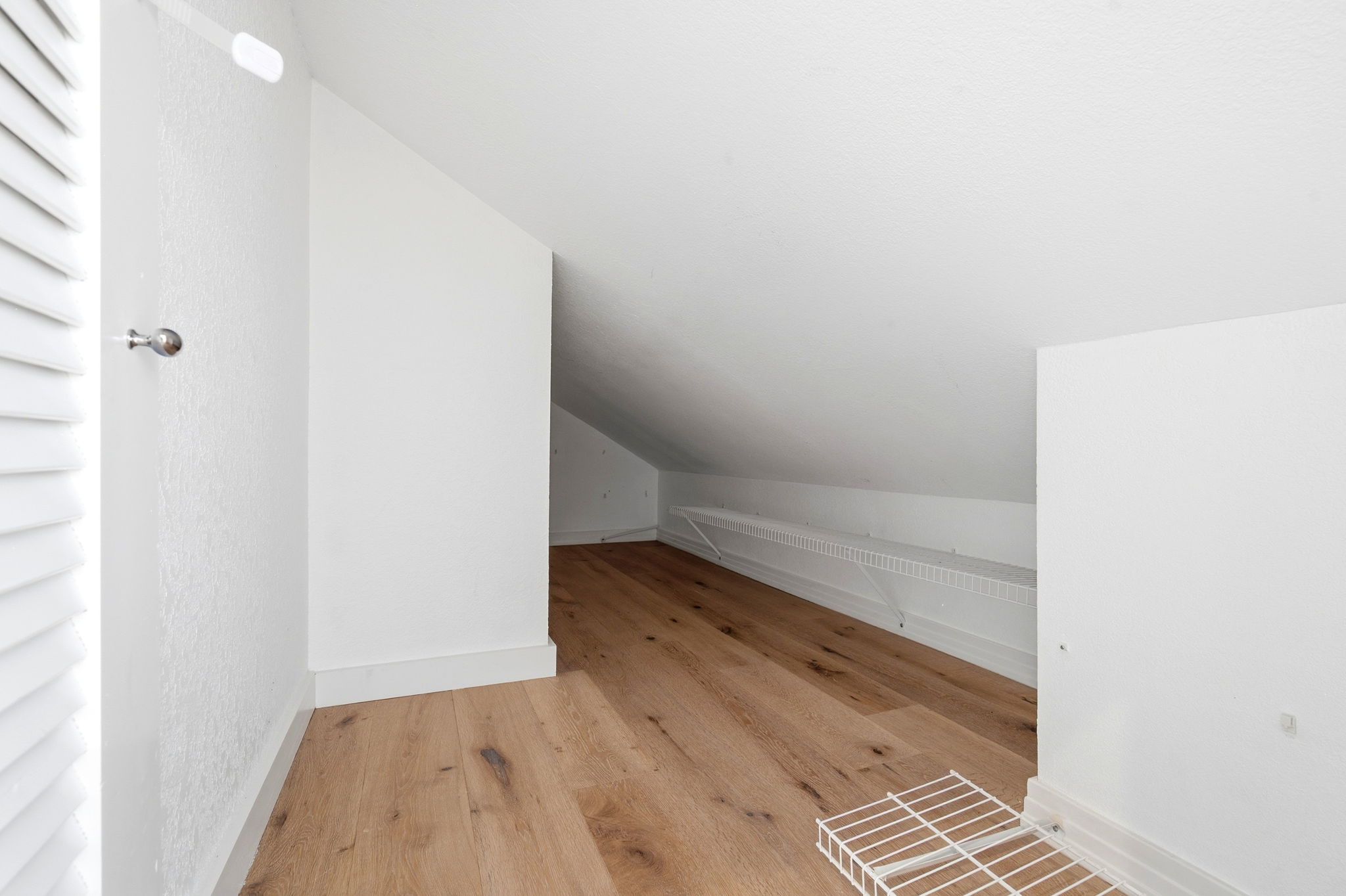 Interiors (52)