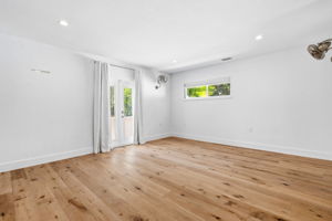 Interiors (15)