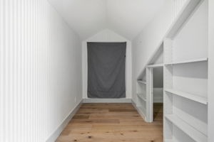 Interiors (42)