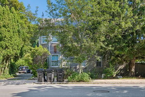Hale St 2-S1408-001.jpg