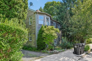 Hale St 2-S1408-002.jpg