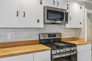 Hale St 2-S1408-010.jpg