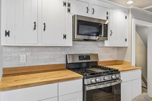 Hale St 2-S1408-011.jpg