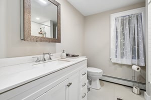 Hale St 2-S1408-019.jpg