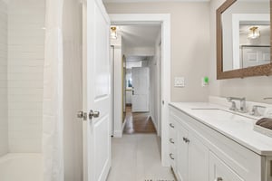 Hale St 2-S1408-021.jpg