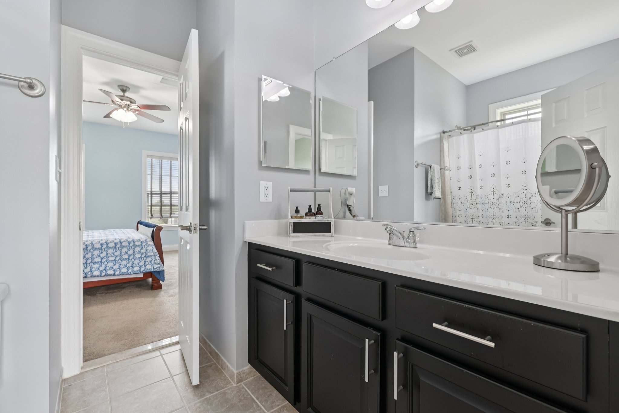 Hawkes Ct-S2207-032.jpg
