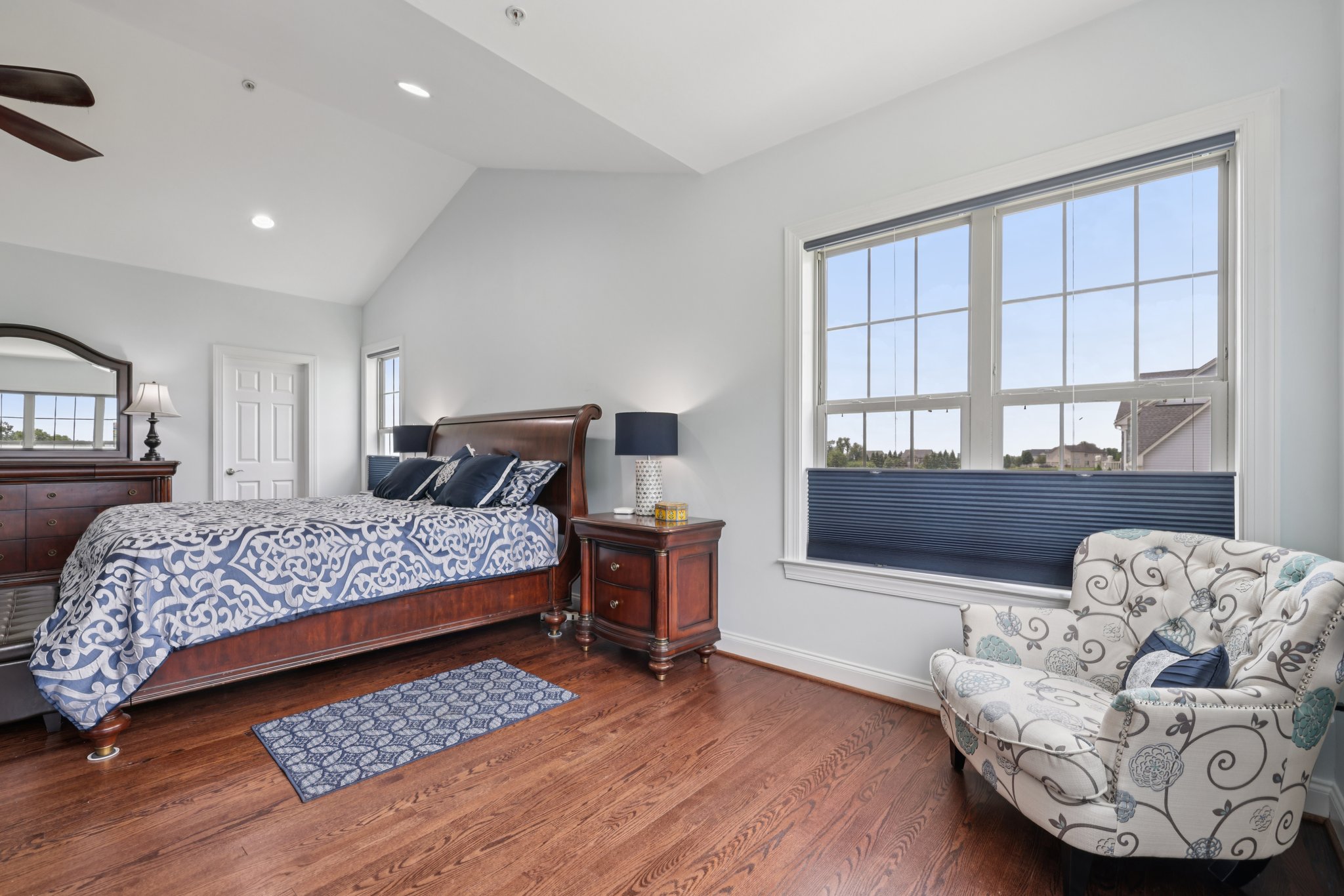 Hawkes Ct-S2207-042.jpg