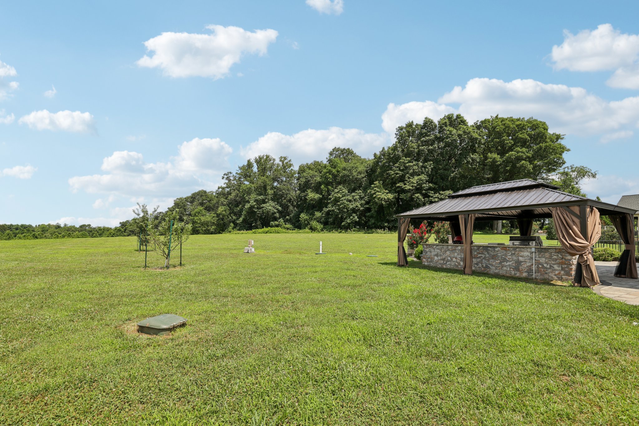 Hawkes Ct-S2207-063.jpg