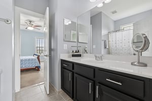 Hawkes Ct-S2207-032.jpg