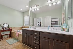 Hawkes Ct-S2207-045.jpg