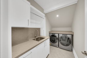 141 Kingscross Dr, King City, ON L7B 1E6, Canada Photo 49