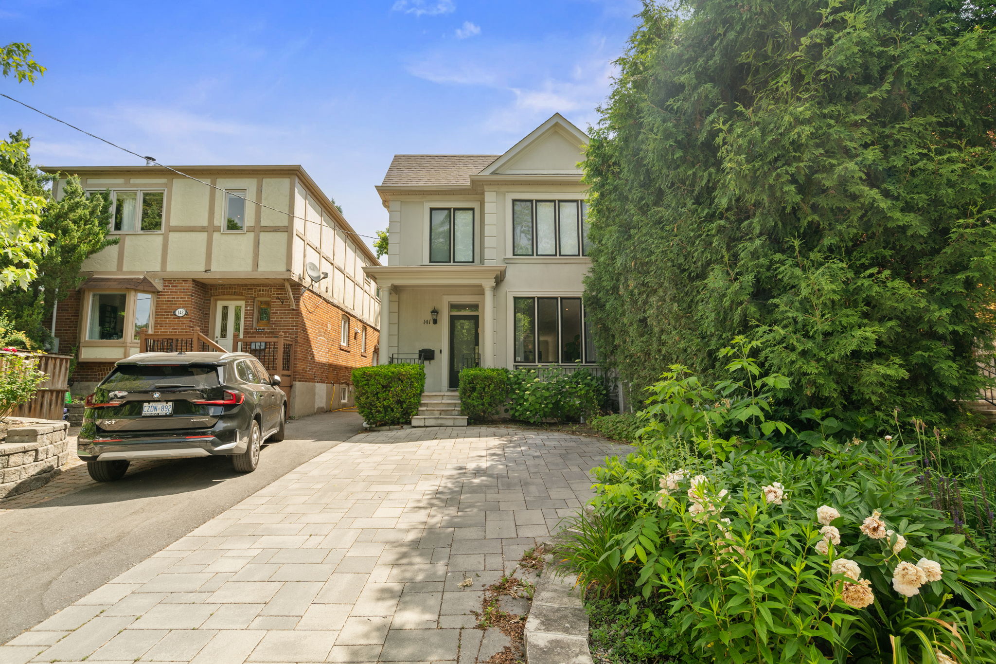 141 Latimer Ave Toronto, ON M5N 2M3