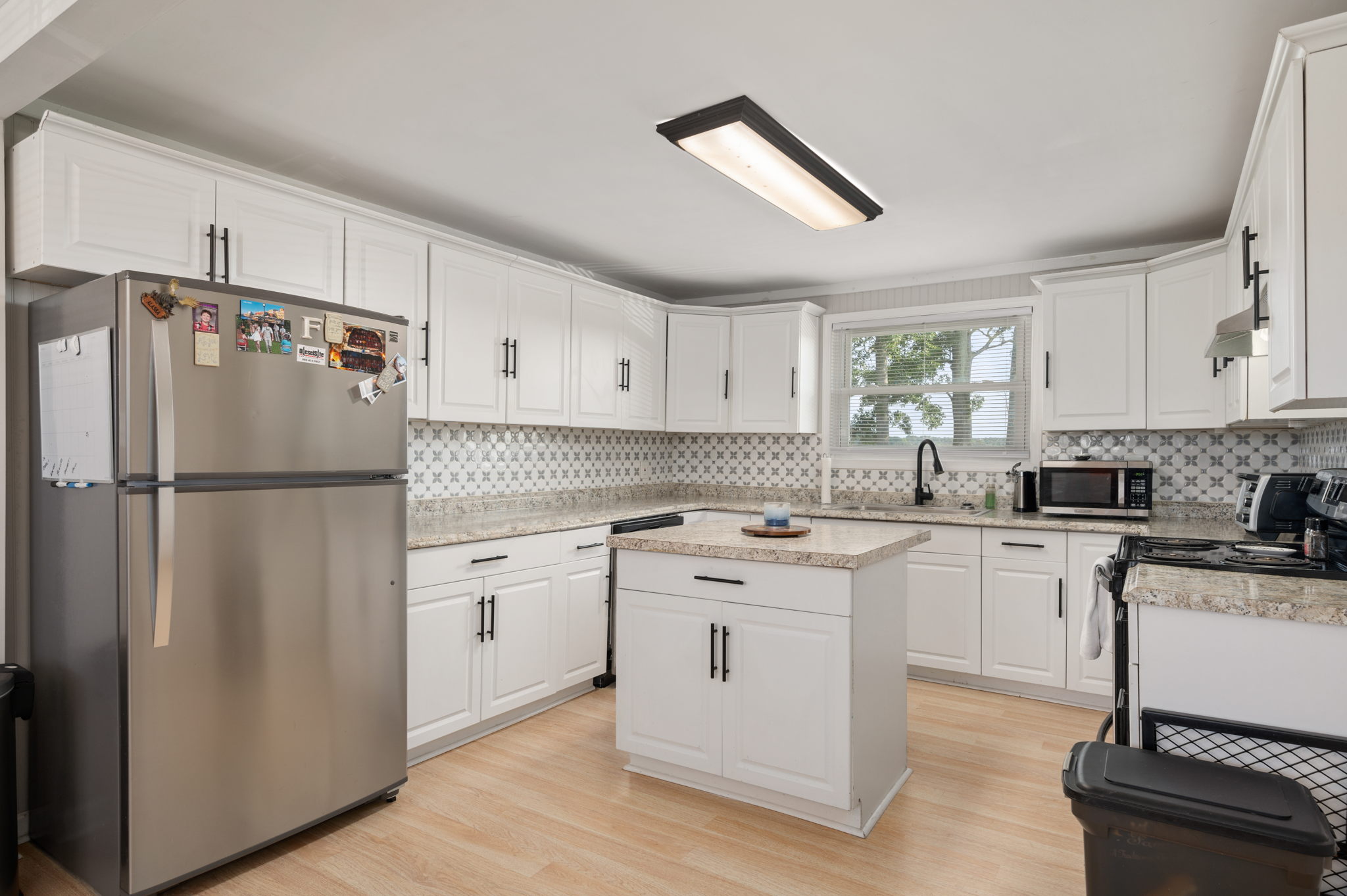 141 Lilly Rd | Kitchen