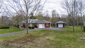  Photo 198