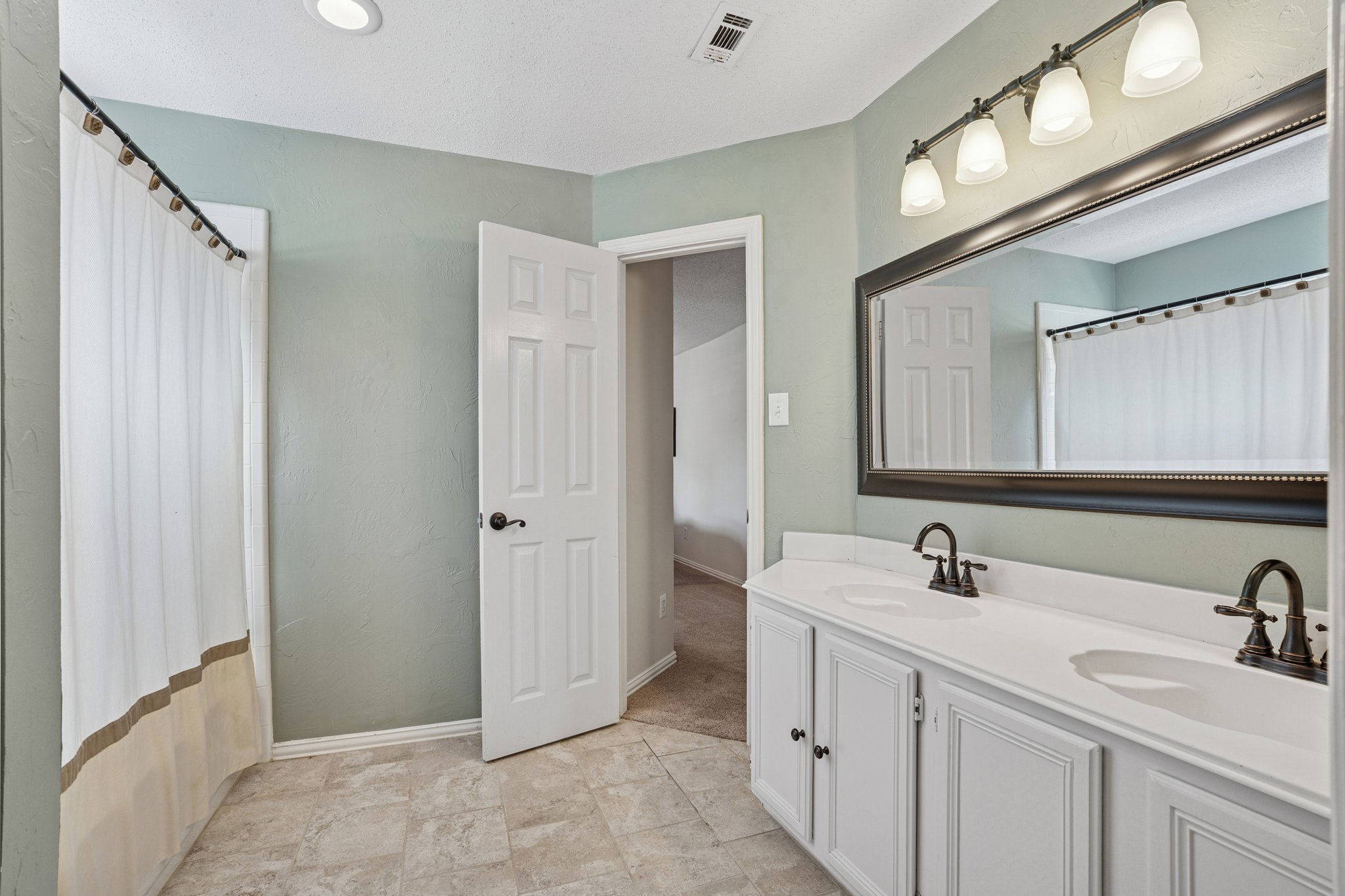 3279 - 141 Pecan Hollow Dr, Coppell, TX 75019 27.jpg