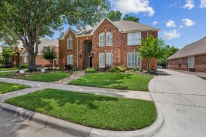 3279 - 141 Pecan Hollow Dr, Coppell, TX 75019 02.jpg
