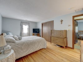  Photo 44