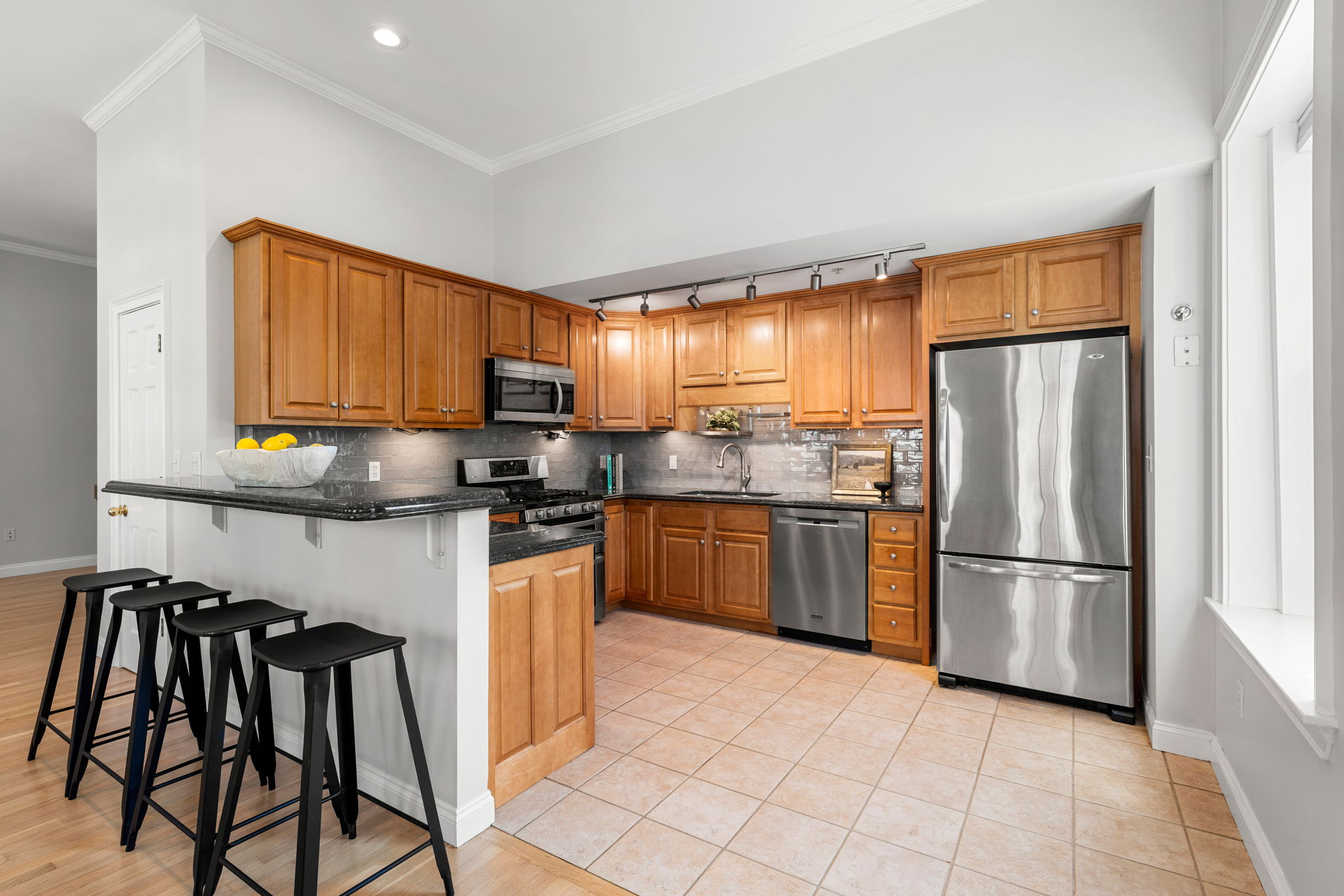 141 Washington St, Salem, MA 01970, USA Photo 11
