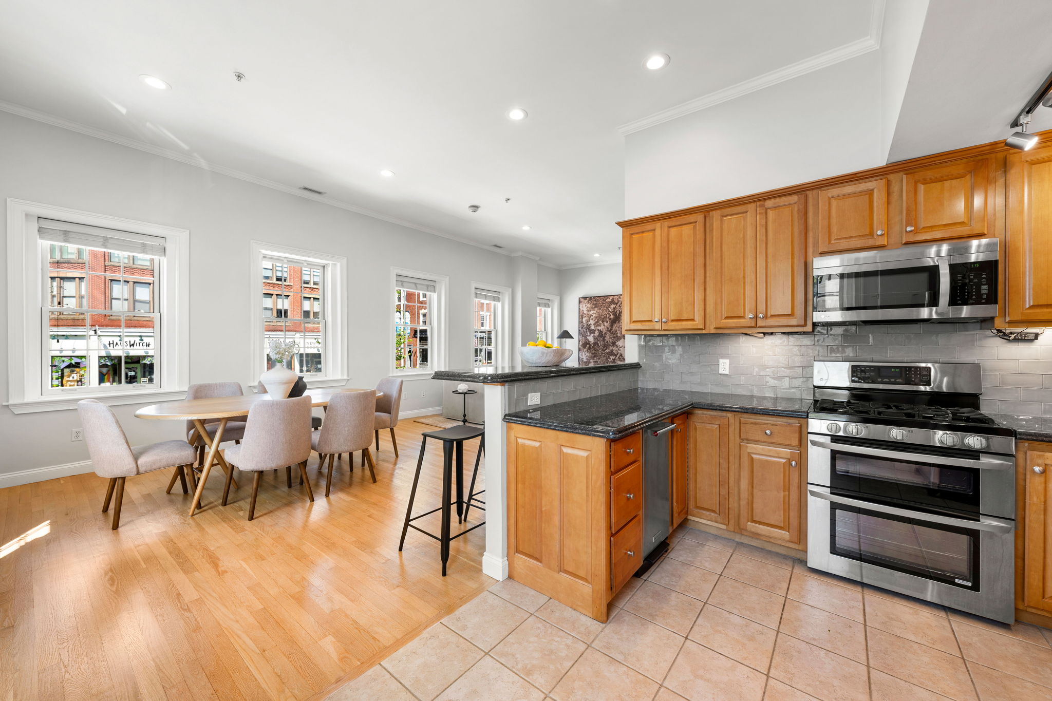 141 Washington St, Salem, MA 01970, USA Photo 10