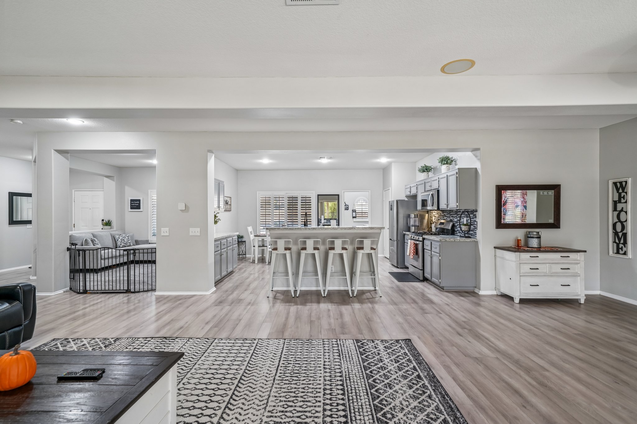 1410 Charles St-S0110-013.jpg