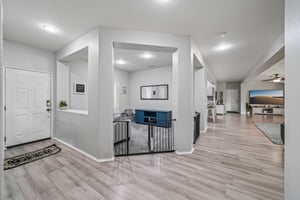 1410 Charles St-S0110-007.jpg