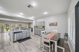 1410 Charles St-S0110-017.jpg